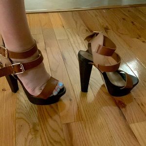 LAST CHANCE!!! Neutral browns strappy heel